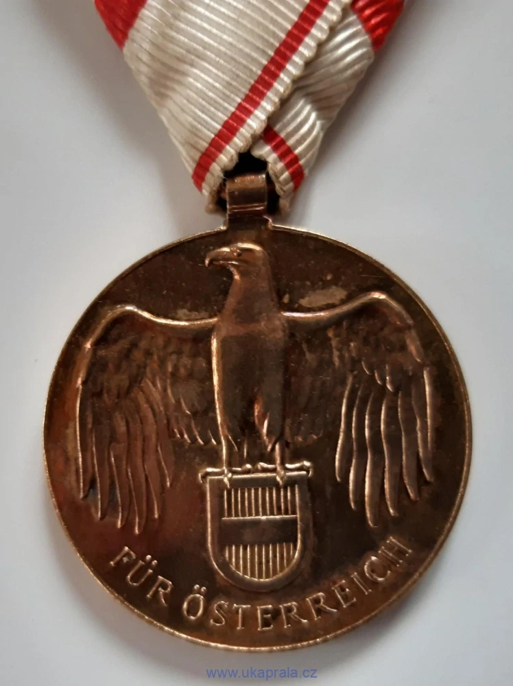Rakouská pamětní medaile 1914-18 "Für Österreich"