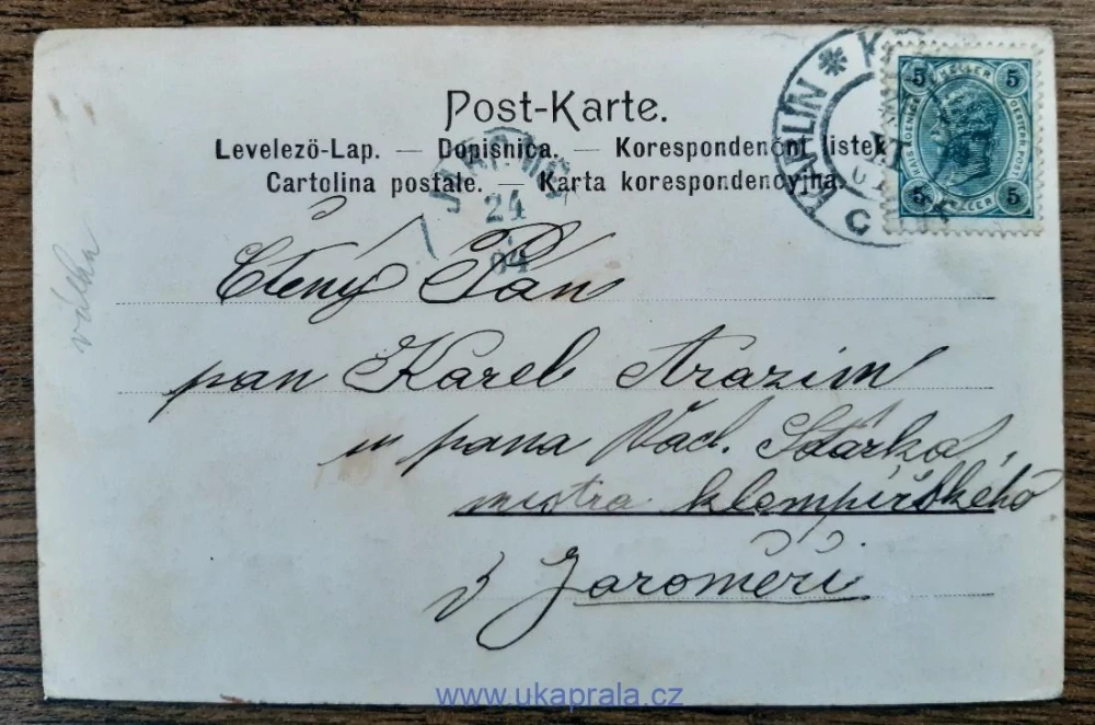 R.U. poddůstojník (četař) s rodinou