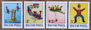 Maďarsko ** 3978/81 staré hračky