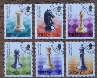Jersey raz. 1111/16 šachy, r. 2004