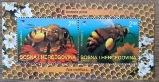 Bosna a Hercegovina ** aršík Bl 22 včely, r. 2004