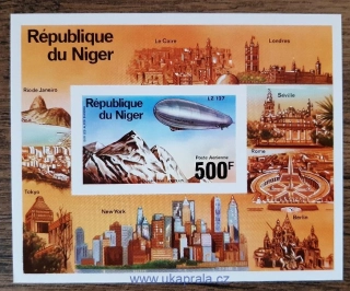 Niger ** aršík Bl 14 NEZOUBKOVANÝ, Zeppelin, r.1976