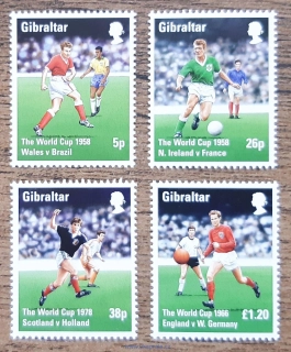 GIBRALTAR ** 814/17 fotbal, ME ve Francii, r. 1998