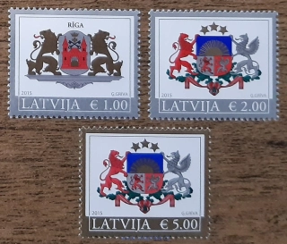 LOTYŠSKO ** 935/7 I, erby, r. 2015